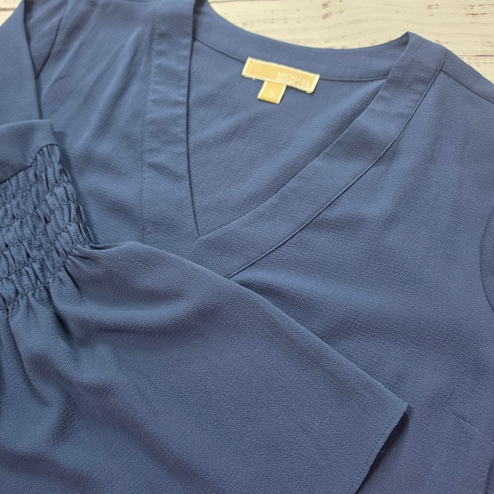 Michael Kors V Neck Blouse Women XL Navy Blue Excellent Smocked Bell Sleeve - Picture 3 of 10